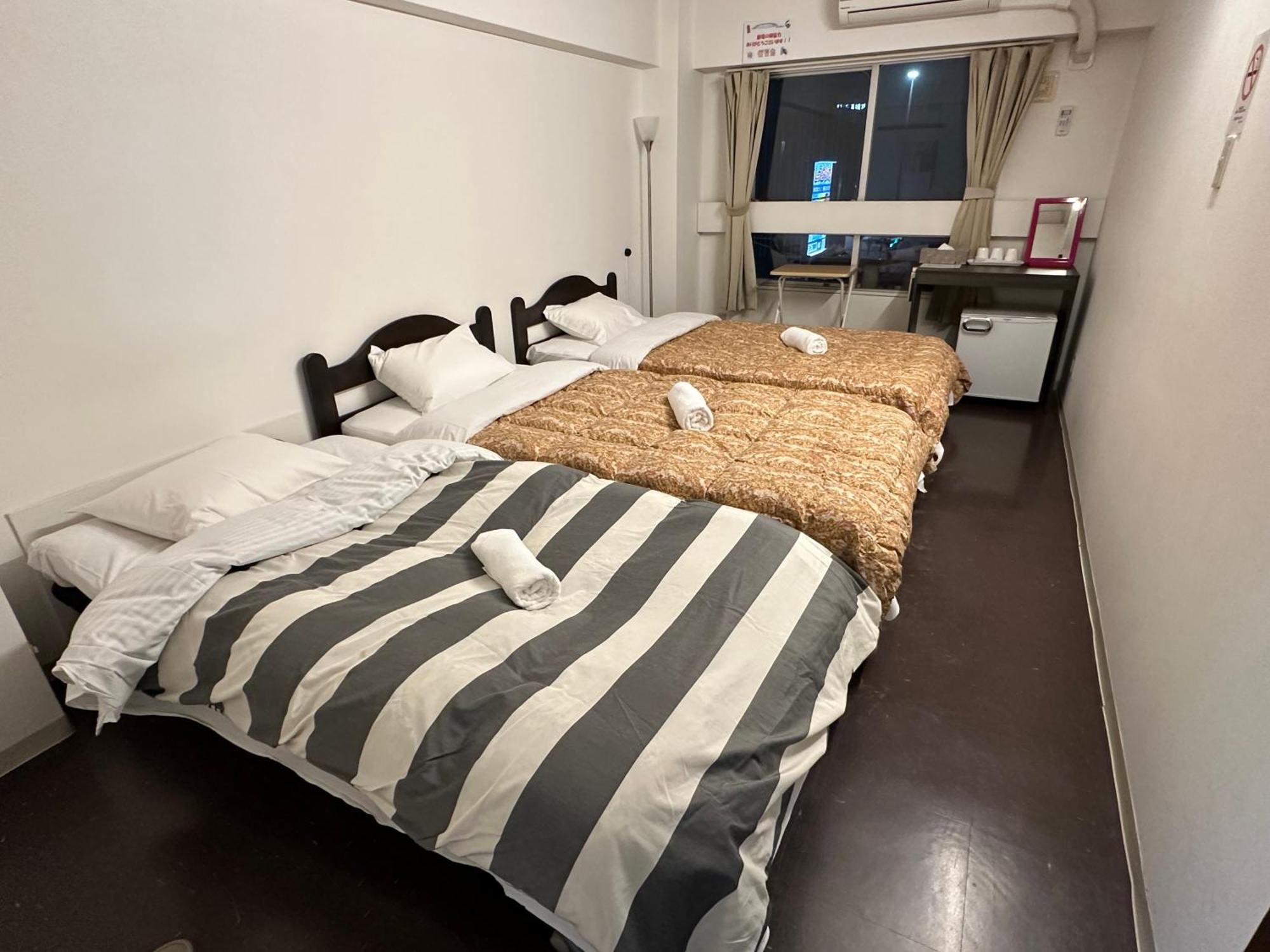 Fukuoka Share Hotel Екстер'єр фото
